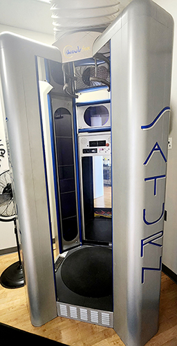 Saturn stand up tanning bed